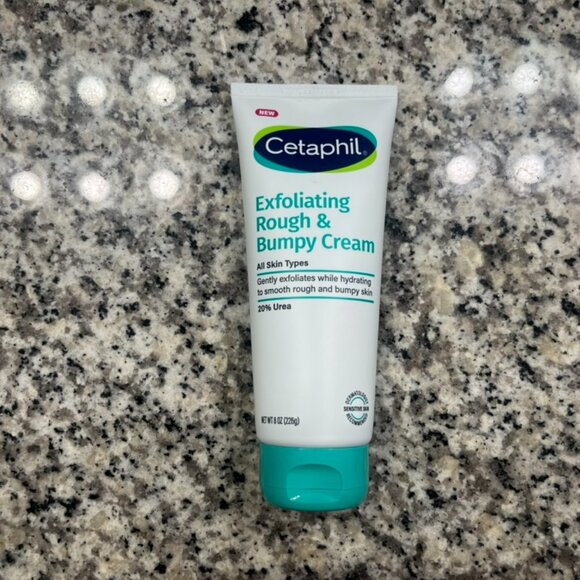 Cetaphil Exfoliating Rough & Bumpy Cream - Picture 1 of 3